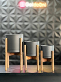 استند چوبی وگلدان پلیمری 3تیکه